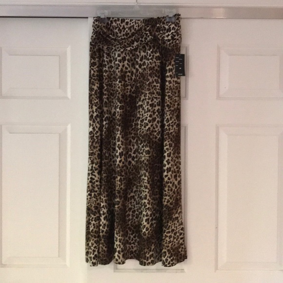 Robert Louis Dresses & Skirts - Skirt